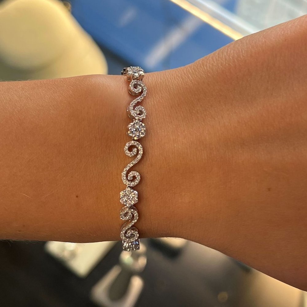Rachel Koen 18K White Gold Diamond Flower Cluster Tennis Bracelet 2.38cts